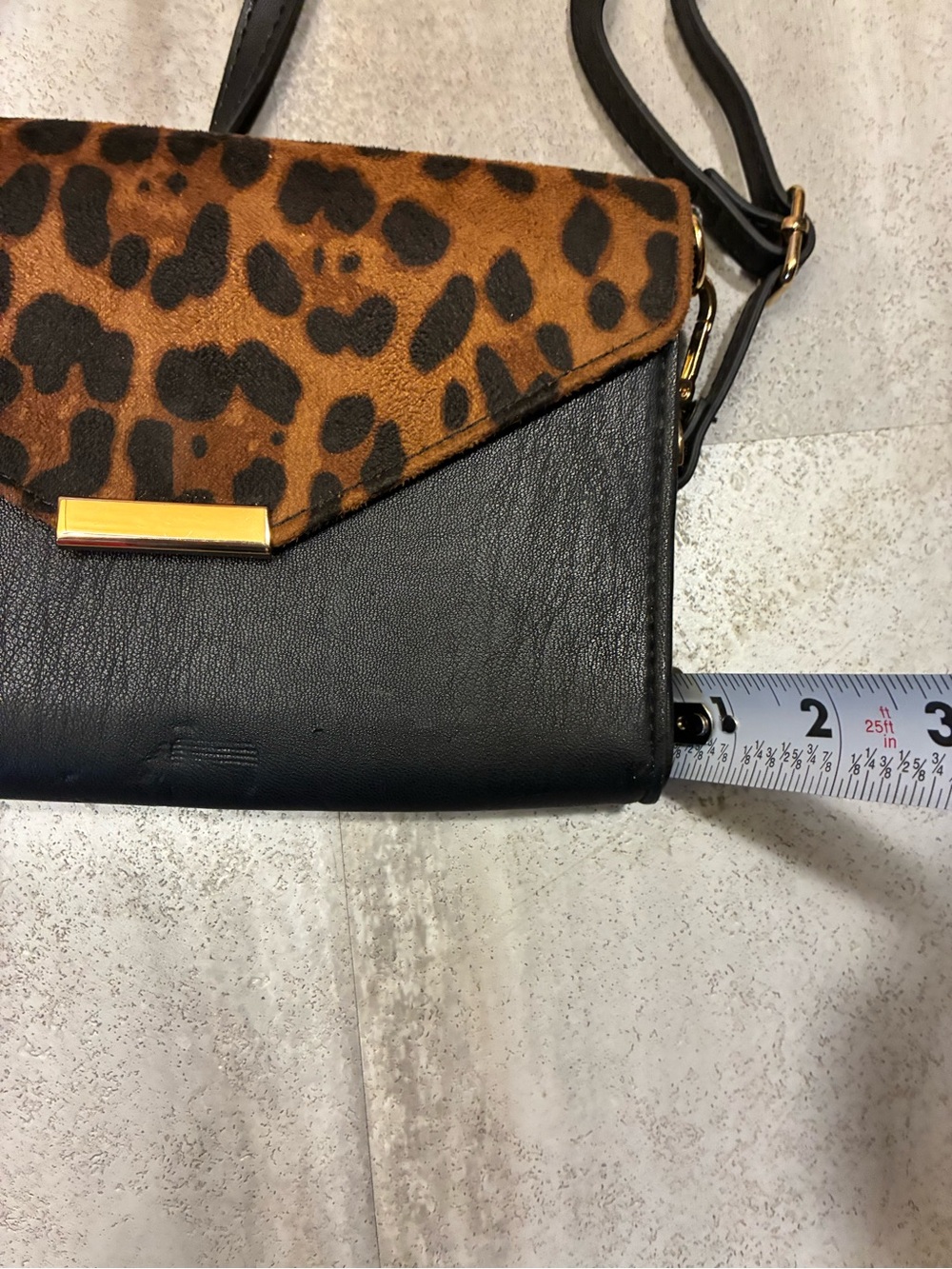 Leopard Accent Black Crossbody Bag - Savethegirls - Picture 5 of 8